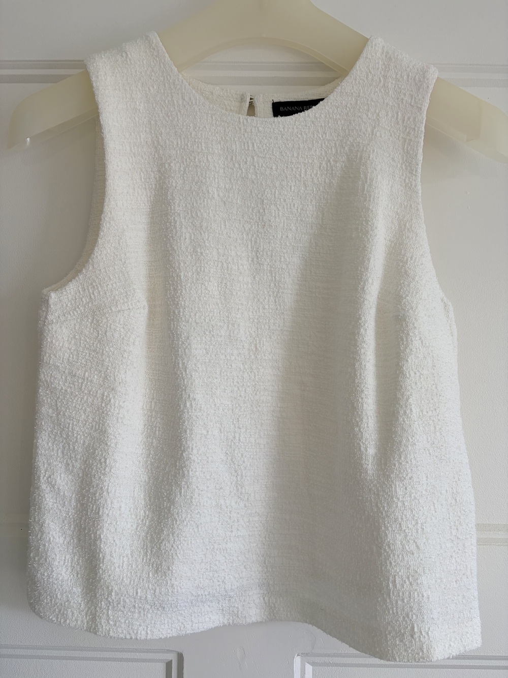 *NWT* Sleeveless boucle knot top - Banana Republic